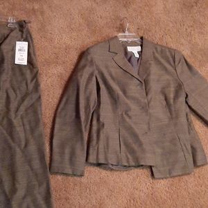 Norton McNauchton pants suit